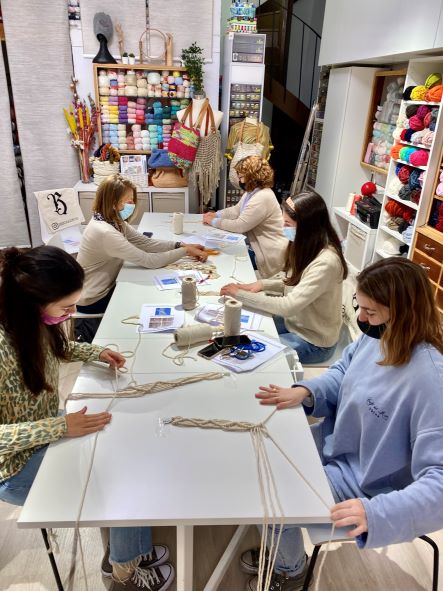 TALLERES