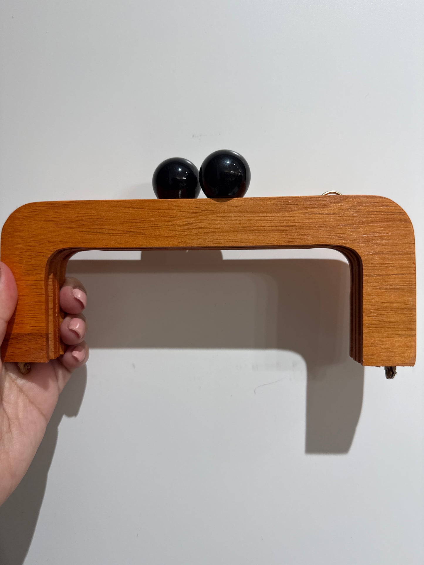 ASAS DE MADERA PARA BOLSOS