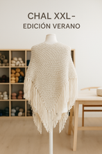 Carregar imatge al visor de la galeria, Taller - Inicios a las agujas circulares – Chal XXL (edición verano) - Sábado 17 Mayo de 10h a 13h
